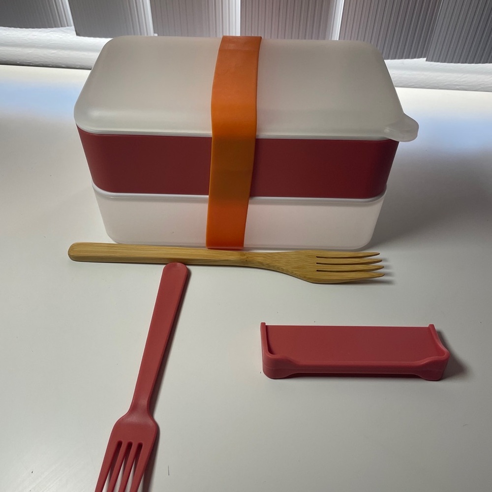 Two Compartment Stackable Bento Box With 2 Forks  Easy Plastic Lunch Box